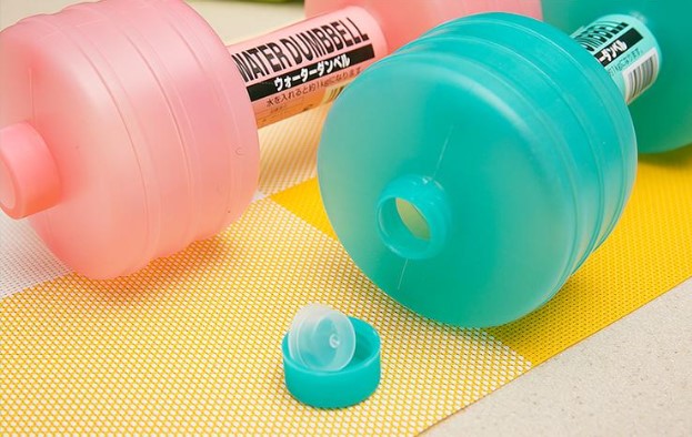 Water Fillable Plastic Dumbbells For Women’s Fitness Training